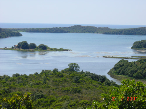 Etang du Vaccarès (Camargue) , crédit : M. Gauthier-Clerc/Tour du Valat Etang du Vaccarès (Camargue) , crédit : M. Gauthier-Clerc/Tour du Valat